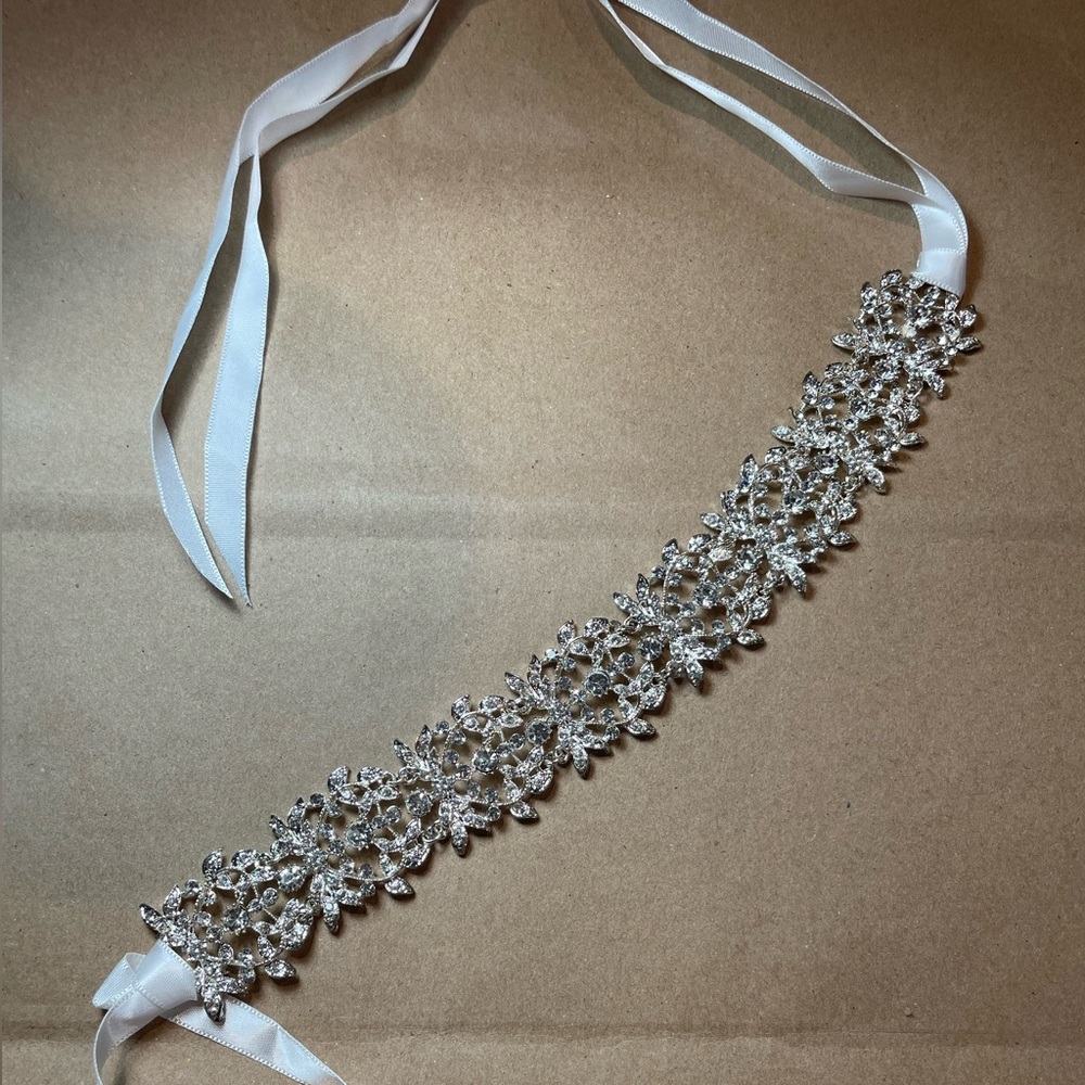 Sparkling Hair Accessory